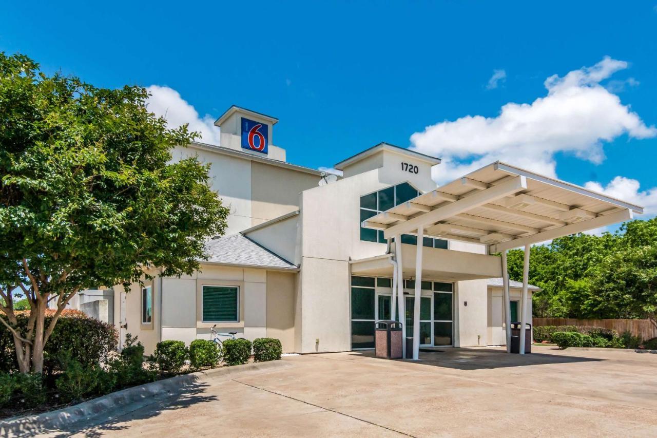 Motel 6-Cleburne, Tx Bagian luar foto