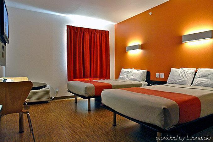 Motel 6-Cleburne, Tx Bagian luar foto